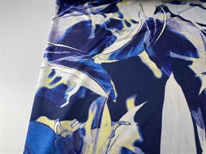 Silke look velour - grafisk print i blå toner